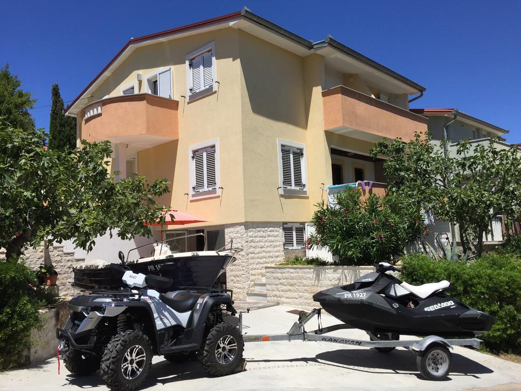 Apartments Prahovic Ždrelac Exteriér fotografie